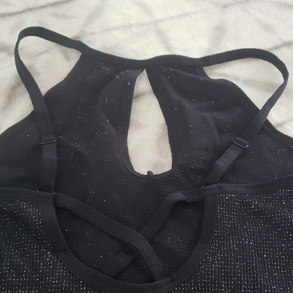 Black Raglan Cut Out Camisole - Picture 3 of 4